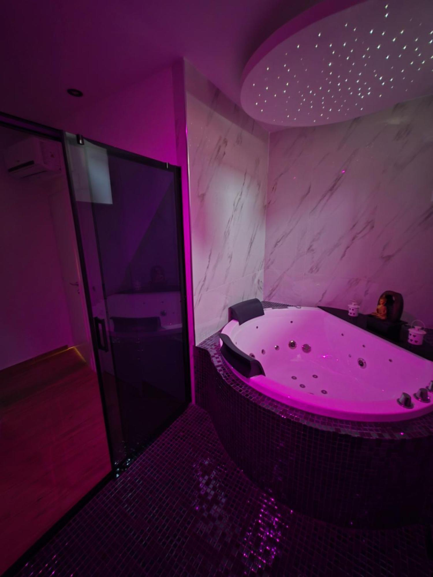 Elite Apartment *